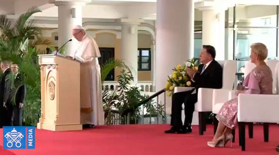 papa-francisco-discurso-presidente-panama